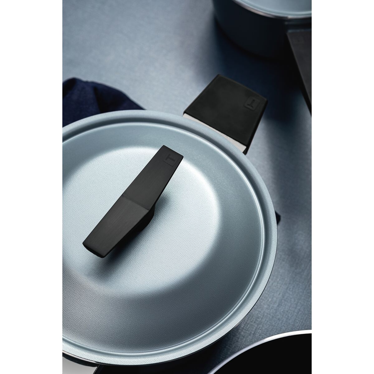 Jogo de Panelas Tramontina Spezia em Alumínio com Revestimento Interno e Externo em Antiaderente Starflon Excellent Azul Ardósia 5 Peças - Imagem 6